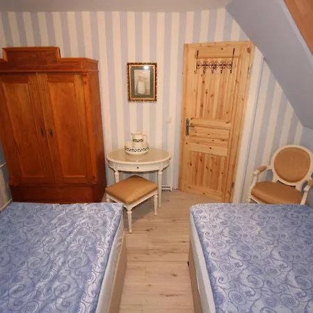 Wohlfuehlferienhaus Berlin- Wellness, Pool Beheizt, Sauna, Spielplatz *