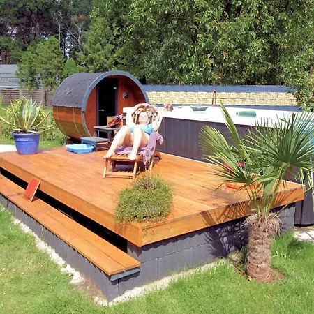 Wohlfuehlferienhaus Berlin- Wellness, Pool Beheizt, Sauna, Spielplatz *